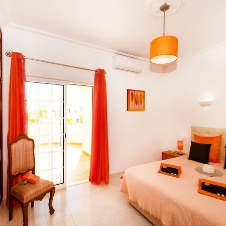 Villa Villa In Gale Near Praia Manuel Lourenco *